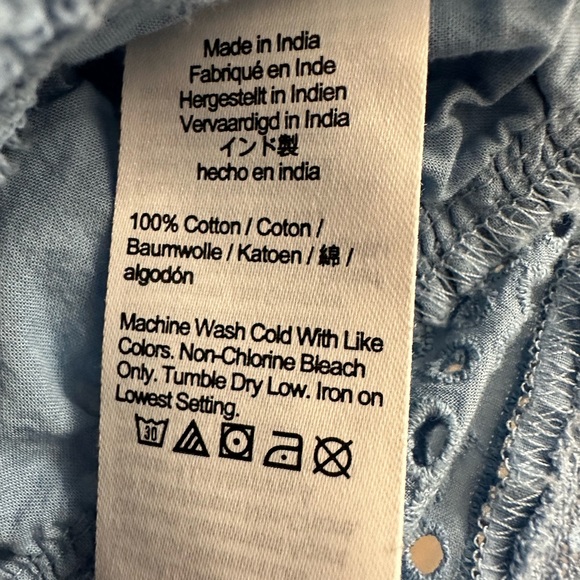 J. Crew Button Front Cropped Eyelet Top Blouse Hydrangea Blue size Medium - Picture 12 of 15